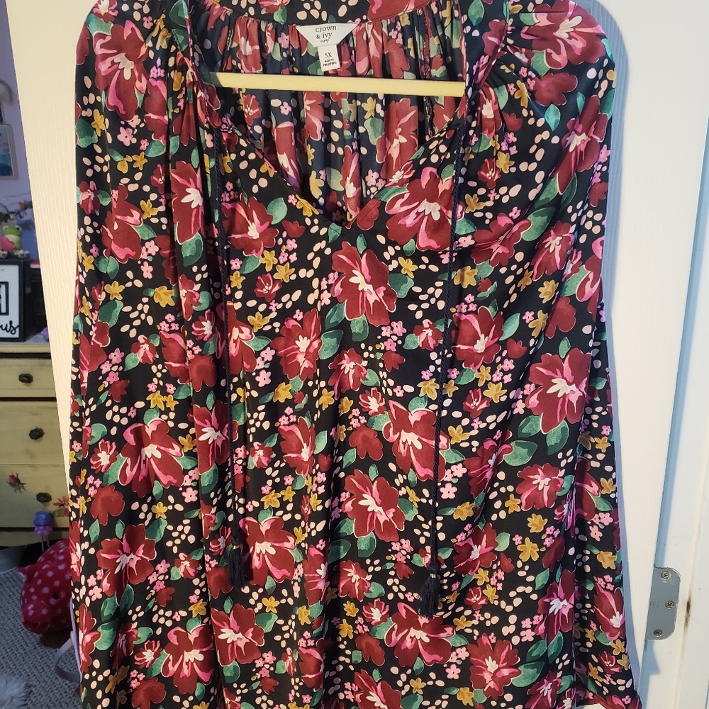Plus size blouse
